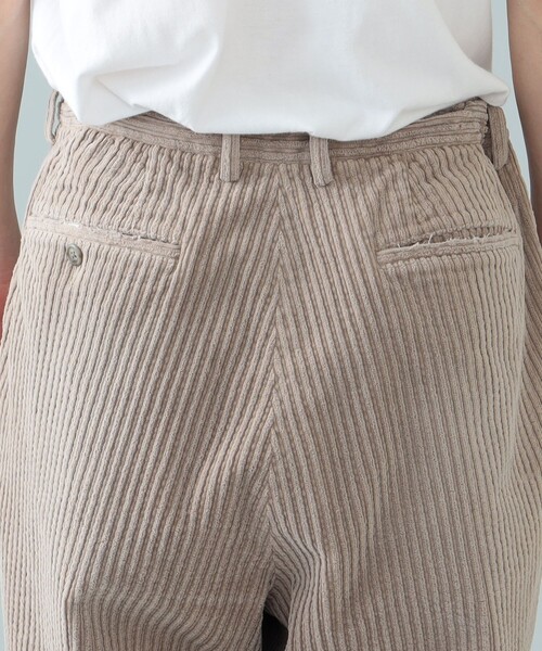 BEAMS（ビームス）の「BEAMS / ワイド 7W コーデュロイパンツ（その他パンツ・メンズ・ベージュ/ブラック系その他4・M/S/L/XL）」の17枚目の写真