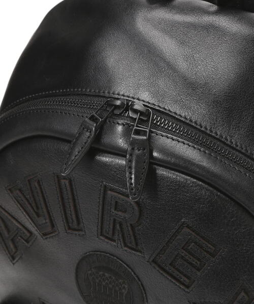 AVIREX(アヴィレックス)の「VARSITY LEATHER DAYPACK/ バーシティレザーデイパック(バックパック/リュック・レディース・ブラック系その他/ブラック・F)」の7枚目の写真