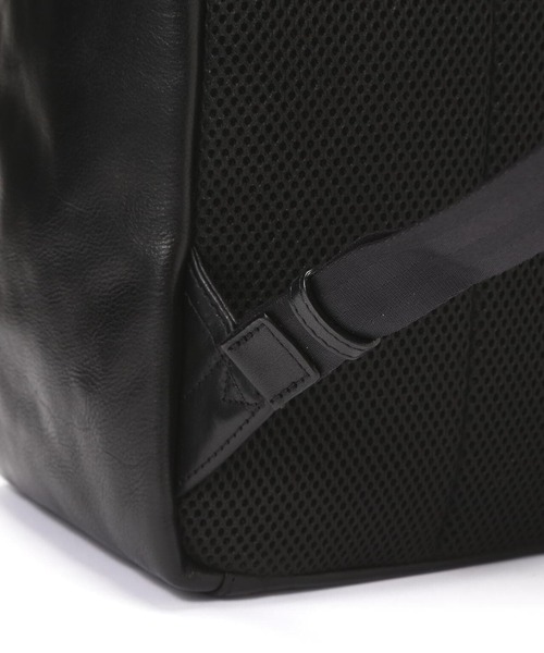 AVIREX(アヴィレックス)の「VARSITY LEATHER DAYPACK/ バーシティレザーデイパック(バックパック/リュック・レディース・ブラック系その他/ブラック・F)」の13枚目の写真