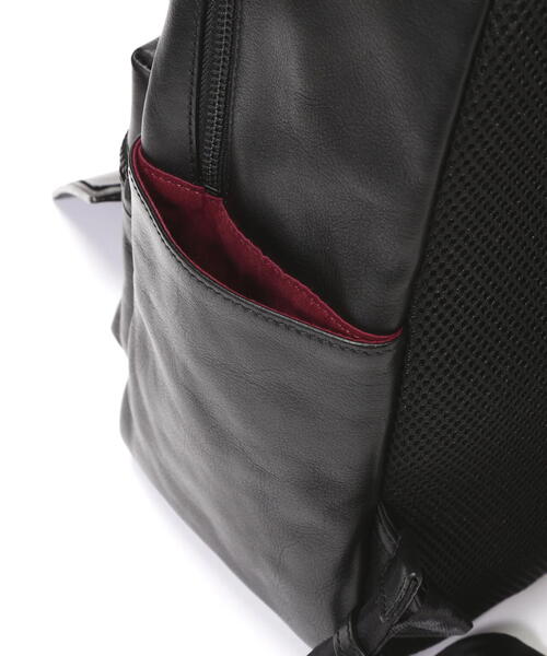 AVIREX(アヴィレックス)の「VARSITY LEATHER DAYPACK/ バーシティレザーデイパック(バックパック/リュック・レディース・ブラック系その他/ブラック・F)」の14枚目の写真