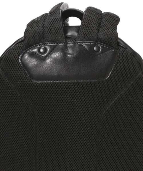 AVIREX(アヴィレックス)の「VARSITY LEATHER DAYPACK/ バーシティレザーデイパック(バックパック/リュック・レディース・ブラック系その他/ブラック・F)」の15枚目の写真