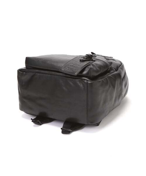 AVIREX(アヴィレックス)の「VARSITY LEATHER DAYPACK/ バーシティレザーデイパック(バックパック/リュック・レディース・ブラック系その他/ブラック・F)」の16枚目の写真