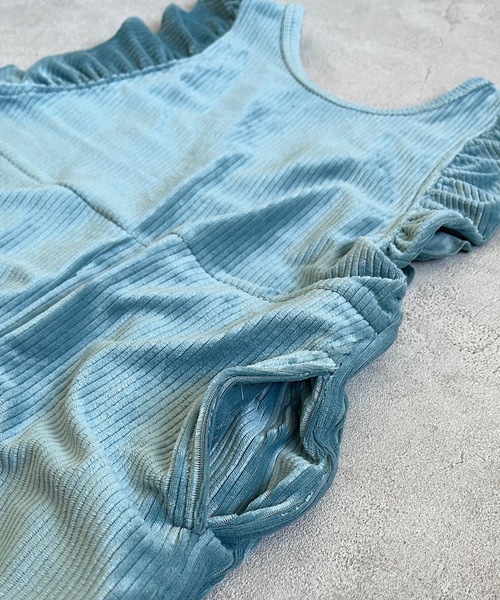 CALMIA(カルミア)の「ニットコールフリルサロペット(90~130cm)(サロペット/オーバーオール・キッズ・チャコール/ワインレッド/ライトブルー・90/100/110/120/130)」の7枚目の写真