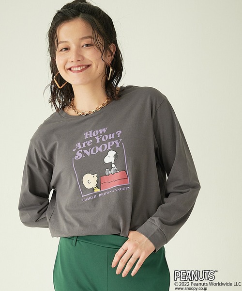 PEANUTS(ピーナッツ)の「【ピーナッツ/PEANUTS】スヌーピー&フレンドロンT(Tシャツ/カットソー・レディース・ブルー/スモークピンク/グレー/モスグリーン/チャコール/アイボリー/インディゴブルー/ブラック/ピンク/オフホワイト/ネイビー/チャコールグレー/グリーン/マスタード/パープル/杢グレー・L/LL/3L/M)」の5枚目の写真