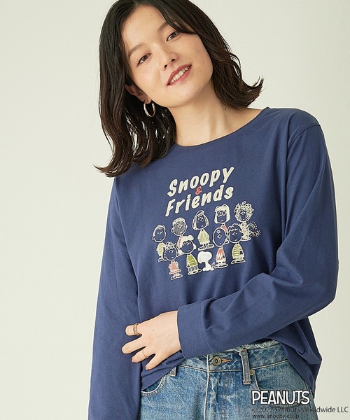 PEANUTS(ピーナッツ)の「【ピーナッツ/PEANUTS】スヌーピー&フレンドロンT(Tシャツ/カットソー・レディース・ブルー/スモークピンク/グレー/モスグリーン/チャコール/アイボリー/インディゴブルー/ブラック/ピンク/オフホワイト/ネイビー/チャコールグレー/グリーン/マスタード/パープル/杢グレー・L/LL/3L/M)」の12枚目の写真