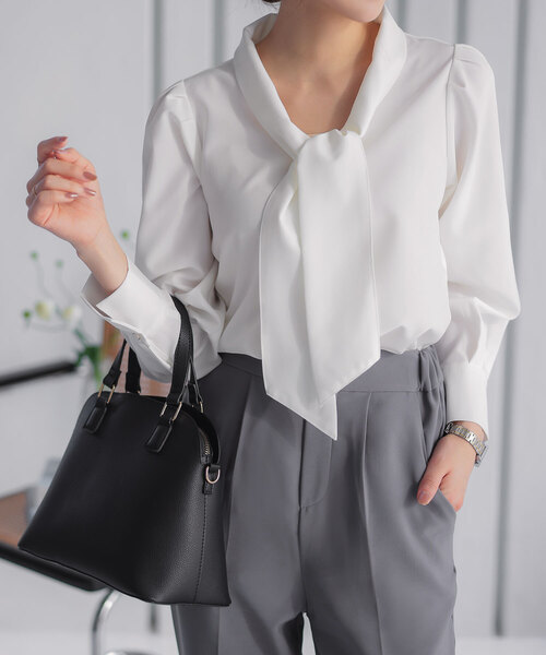 KOBE LETTUCE（コウベレタス）の「選べるデザインブラウス（シャツ/ブラウス・レディース・ブラック/オフホワイト/ホワイト系1/ネイビー系1/ネイビー/ブルー系2/ホワイト系/ブラック系/ブラック系1/ブルー系1/ブルー系/ネイビー系/ピンク系1/ピンク/ピンク系2/ブルー系3/ホワイト系2/ピンク系3/ネイビー系2/ブラック系2/ブラック系その他5/ブラック系その他3/ブラック系その他4/ブラック系その他6/ブラック系3/ブルー系4/ホワイト系3/ネイビー系4/ネイビー系3/ブルー系5/ブラック系4/ホワイト系4/ブラック系5/ブラック系6/ブラック系7/ブラック系8/グレー系1/グレー系/グレー/グレー系2/その他2/モカ/ブルー系6/その他/ブルー/ネイビー系5/その他1/ストライプ/ダークネイビー・1/3/2/4/5/6/#3/#4/#6/Ⅱ/Ⅲ/Ⅳ/Ⅵ/#2）」の7枚目の写真