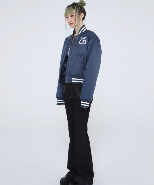 UGLY SHADOW(アグリーシャドウ)の「【Ugly shadow/アグリーシャドウ】BASEBALL JUMPER / ベースボールジャケット ジャンパー ジャンバー アウター 羽織 秋服 冬服 スカジャン ブルゾン Y2K(ブルゾン・レディース・ブラック/ダークブルー・ONE SIZE)」の18枚目の写真