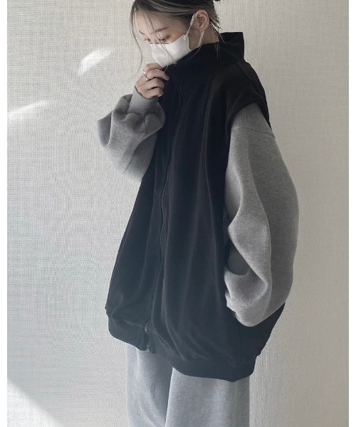 YACA(ヤーカ)の「FLEECE VEST/フリースベスト(ベスト・レディース・ブラック・FREE)」の9枚目の写真