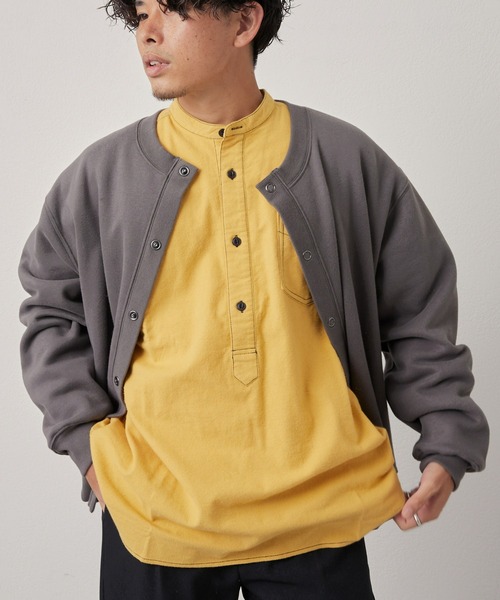 CIAOPANIC TYPY(チャオパニックティピー)の「□配色ステッチ起毛バンドカラープルオーバーシャツ(シャツ/ブラウス・メンズ・ネイビー/イエロー/ベージュ・M/L)」の6枚目の写真