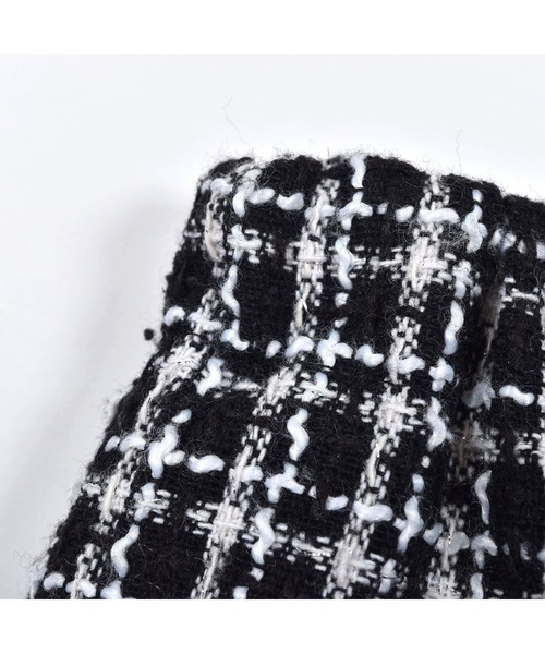 BeBe（ベベ）の「BeBe/【お揃い】ツイードチェックパールボタンショートパンツ(100~150cm)（その他パンツ・キッズ・レッド系その他/ブラック系その他・150/130/100/140/120/110）」の7枚目の写真