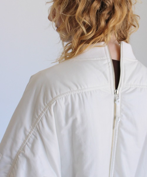 DRESSLAVE（ドレスレイブ）の「padding over size MA-1(中綿オーバーサイズMA-1)（MA-1・レディース・ブラック/ホワイト・38）」の6枚目の写真