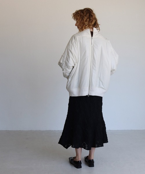 DRESSLAVE（ドレスレイブ）の「padding over size MA-1(中綿オーバーサイズMA-1)（MA-1・レディース・ブラック/ホワイト・38）」の9枚目の写真