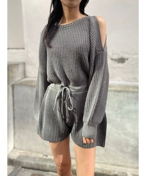 ENVYM（アンビー）の「ショルダーオープンコンビネゾン（つなぎ/オールインワン・レディース・ブラック/グレー/ベージュ・FREE）」の3枚目の写真