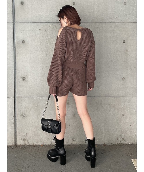 ENVYM（アンビー）の「ショルダーオープンコンビネゾン（つなぎ/オールインワン・レディース・ブラック/グレー/ベージュ・FREE）」の7枚目の写真