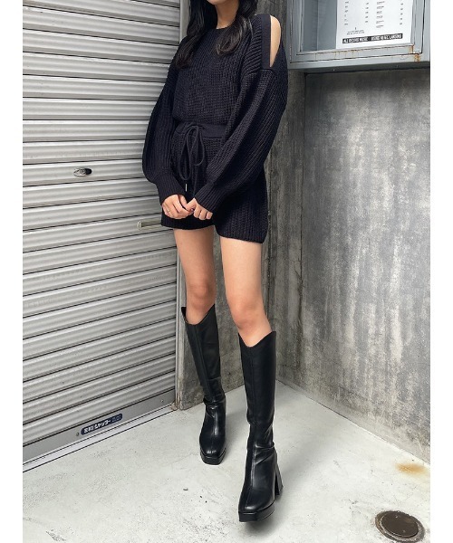 ENVYM（アンビー）の「ショルダーオープンコンビネゾン（つなぎ/オールインワン・レディース・ブラック/グレー/ベージュ・FREE）」の12枚目の写真