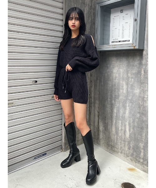 ENVYM（アンビー）の「ショルダーオープンコンビネゾン（つなぎ/オールインワン・レディース・ブラック/グレー/ベージュ・FREE）」の13枚目の写真