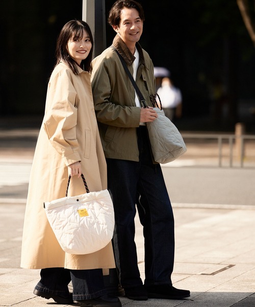 KiU（キウ）の「キルティングパデッドトートバッグ（トートバッグ・レディース・ブラック/グレイッシュベージュ/ベージュ/カーキ/アイボリー・FREE）」の13枚目の写真