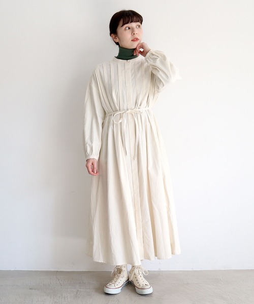 l'atelier du savon（アトリエドサボン）の「シャツコール　タックワンピース（ワンピース・レディース・レッド/サックスブルー/ブラック/キナリ・FREE）」の16枚目の写真