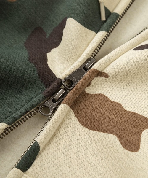 BEN DAVIS（ベンデイビス）の「【BEN DAVIS/ベンデイビス】ブランドネーム刺繍  グラフィックバックプリント ジップパーカー/ バックプリント ジップフーディー/ビッグシルエット/ヘビーウェイト/裏起毛（パーカー・レディース・カモフラージュ/ネイビー/グレー/ブラック・M/L/XL）」の16枚目の写真