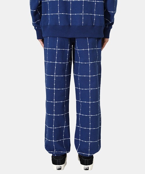 BOTT（ボット）の「BOTT / ボット：Barbwire Sweat Pant：22B-CS7[WAX]（スウェットパンツ・メンズ・ネイビー・L/M）」の3枚目の写真