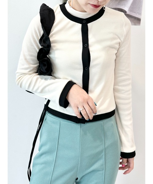 CECIL McBEE（セシルマクビー）の「リブカーデｘプチハイネックタンクＳＥＴ（アンサンブル・レディース・ブラック/サックスブルー/アイボリー・FREE）」の17枚目の写真