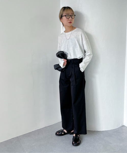feepur(フェピュール)の「ツータックペインターパンツ(その他パンツ・レディース・ベージュ/ブラック・MEDIUM/SMALL)」の4枚目の写真