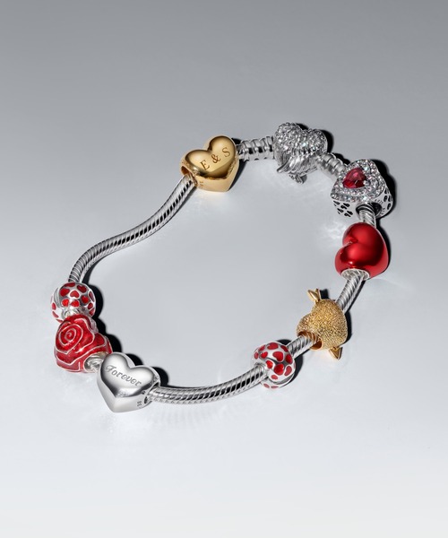 スパークリング レベルド ハート チャーム（チャーム）｜Pandora