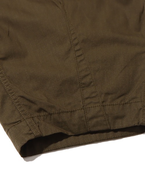 THE NORTH FACE PURPLE LABEL（ザ ノースフェイス パープルレーベル）の「※入荷禁止※　THE NORTH FACE PURPLE LABEL Ripstop Wide Cropped Pants / ザ・ノース・フェイス パープル レーベル リップストップ ワイド クロップド パンツ（その他パンツ・メンズ・ブラック/オリーブ/ホワイト・32inch/34inch/36inch/30inch）」の19枚目の写真