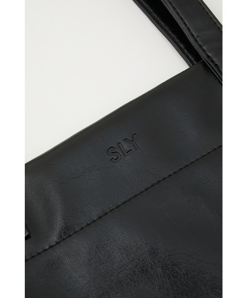 SLY(スライ)の「USEFUL A4 BAG ユースフル バッグ 合皮 フェイクレザー PC ipad タブレット トートバッグ フェイクレザー(トートバッグ・レディース・ブラック/ライトベージュ・FREE)」の17枚目の写真