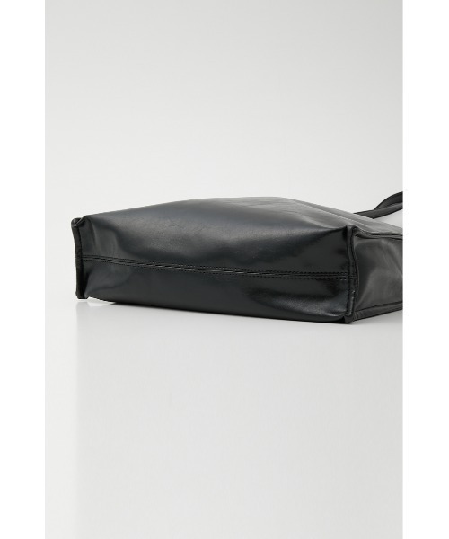 SLY(スライ)の「USEFUL A4 BAG ユースフル バッグ 合皮 フェイクレザー PC ipad タブレット トートバッグ フェイクレザー(トートバッグ・レディース・ブラック/ライトベージュ・FREE)」の15枚目の写真