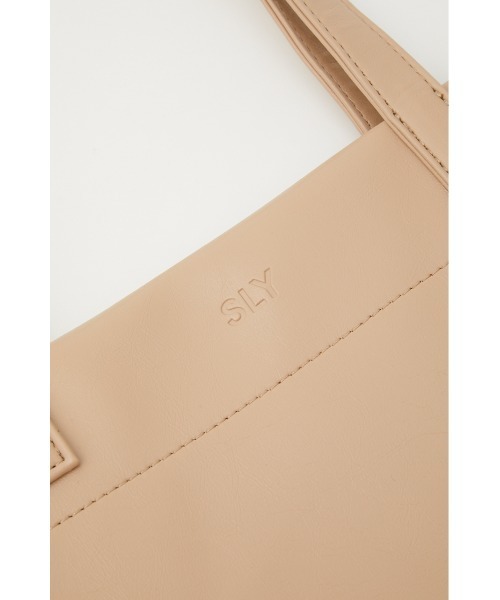 SLY(スライ)の「USEFUL A4 BAG ユースフル バッグ 合皮 フェイクレザー PC ipad タブレット トートバッグ フェイクレザー(トートバッグ・レディース・ブラック/ライトベージュ・FREE)」の18枚目の写真