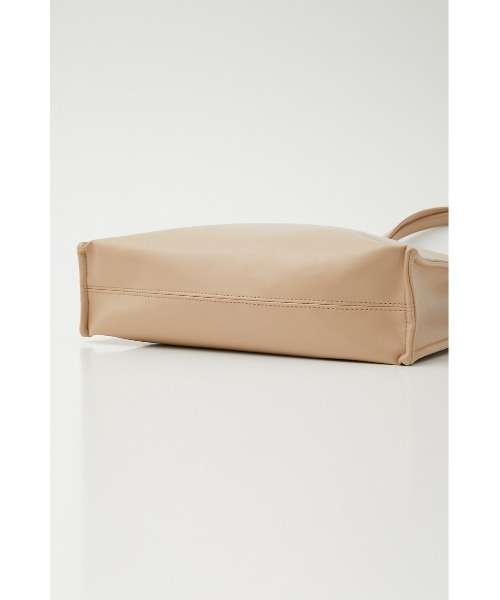 SLY(スライ)の「USEFUL A4 BAG ユースフル バッグ 合皮 フェイクレザー PC ipad タブレット トートバッグ フェイクレザー(トートバッグ・レディース・ブラック/ライトベージュ・FREE)」の16枚目の写真