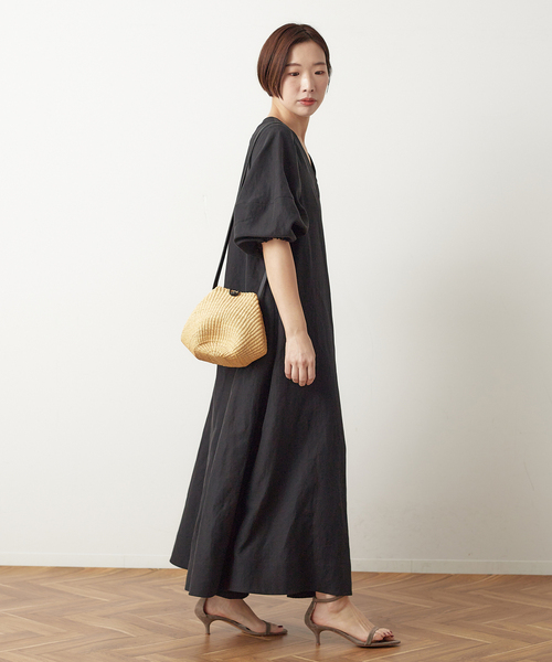 journal standard L'essage(ジャーナルスタンダードレサージュ)の「ランタンスリーブワンピース(ワンピース・レディース・サックスブルー/カーキ/ブラック・FREE)」の14枚目の写真