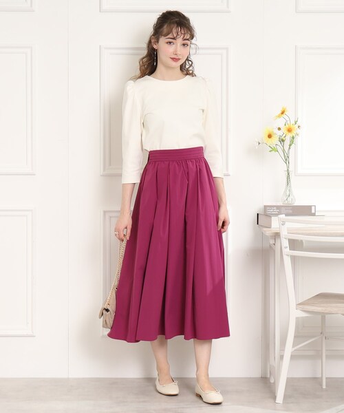 couture brooch(クチュールブローチ)の「◆【前後2WAY/きちんと見え華やかカットソー】フェイクパール付きトップス(Tシャツ/カットソー・レディース・アイボリー/サックスブルー/ブラック・40/38/42/36)」の5枚目の写真