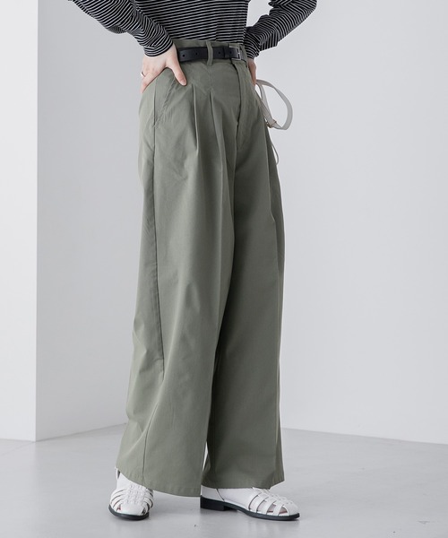 BONLECILL（ボンルシール）の「センタープレス ハイウエスト2タックワイドチノパンツ（チノパンツ・レディース・オフホワイト/ブラック/ベージュ/ライトカーキ・M/S/L）」の4枚目の写真