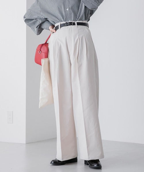 BONLECILL（ボンルシール）の「センタープレス ハイウエスト2タックワイドチノパンツ（チノパンツ・レディース・オフホワイト/ブラック/ベージュ/ライトカーキ・M/S/L）」の5枚目の写真