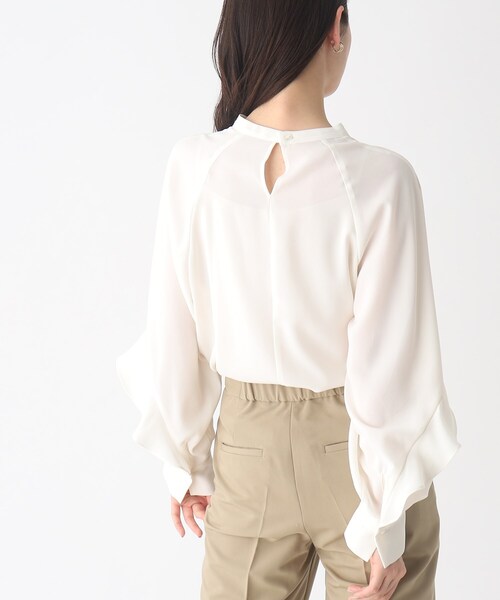 OPAQUE.CLIP（オペークドットクリップ）の「◆フリルスリーブブラウス【イージーケア】（シャツ/ブラウス・レディース・オフホワイト/ブラック/ホワイト系3・36/38/40/42）」の18枚目の写真