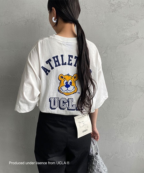 UCLA（ユーシーエルエー）の「[UCLA/ユーシーエルエー] バックフロッキープリント ビックショートスリーブTシャツ（Tシャツ/カットソー・レディース・ホワイト/グリーン・M/L）」の3枚目の写真