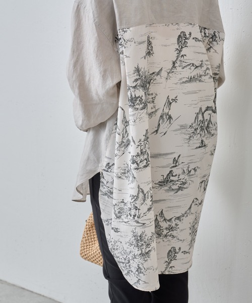 ビアズリー ⭕️週末お値下げ3日間　麻素材シノワズリプリント柄 バンドカラーシャツ BEARDSLEY（ビアズリー）の「シノワズリプリントバンドカラー