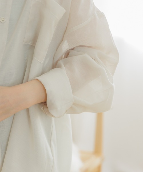 flower（フラワー）の「バルーンシアーシャツ5（シャツ/ブラウス・レディース・カーキ/アイボリー・FREE）」の18枚目の写真