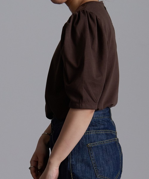 RANAN(ラナン)の「ひんやり!パワーショルダープルオーバー(Tシャツ/カットソー・レディース・ダークブラウン/ライトグレー/オフホワイト/ブラック/ブルー・M/L/LL)」の11枚目の写真