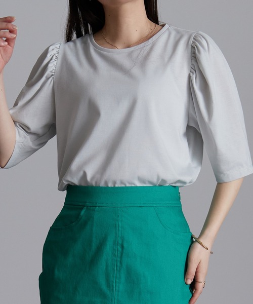 RANAN(ラナン)の「ひんやり!パワーショルダープルオーバー(Tシャツ/カットソー・レディース・ダークブラウン/ライトグレー/オフホワイト/ブラック/ブルー・M/L/LL)」の17枚目の写真