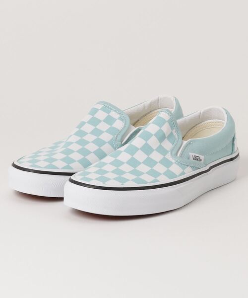 VANS(バンズ)の「VANS ヴァンズ CLASSIC SLIP-ON クラシックスリッポン VN0A7Q5DH7O CHK CANAL BLUE(スニーカー・メンズ・ブルー・4/8/5h/9h/12/7h/5/9/11/7/10/6/10h/6h/4h/8h)」の1枚目の写真