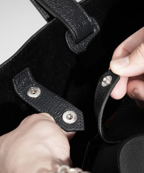 GUIONNET（ギオネ）の「最高級シボ革 エブリデイトート 黒の極致。 職人技 ギオネノワール（トートバッグ・メンズ・ブラック・FREE）」の4枚目の写真