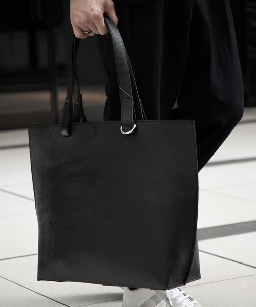 GUIONNET（ギオネ）の「最高級シボ革 エブリデイトート 黒の極致。 職人技 ギオネノワール（トートバッグ・メンズ・ブラック・FREE）」の13枚目の写真