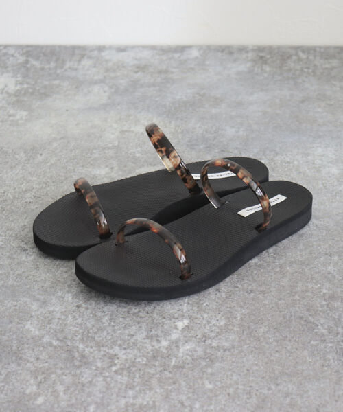 fredy emue（フレディエミュ）の「2ラインビーチサンダル（サンダル・レディース・オフホワイト/ライトブルー/ベージュ系その他・M）」の12枚目の写真