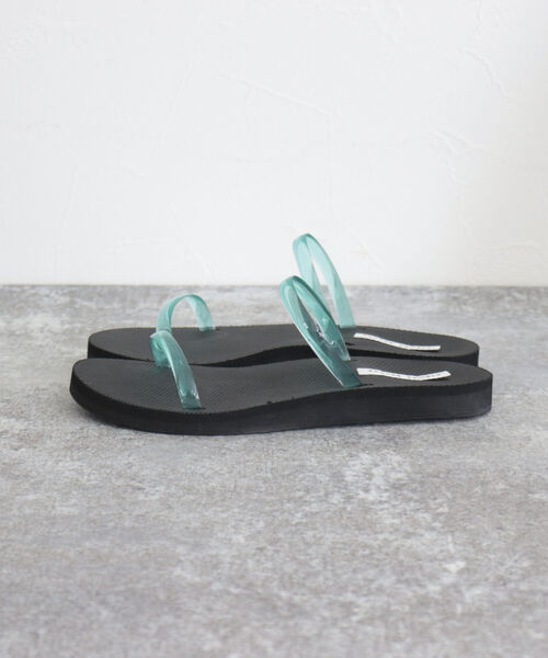 fredy emue（フレディエミュ）の「2ラインビーチサンダル（サンダル・レディース・オフホワイト/ライトブルー/ベージュ系その他・M）」の5枚目の写真