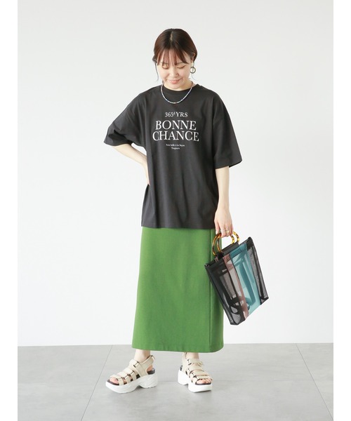 ehka sopo（エヘカソポ）の「フレンチロゴプリントTシャツ（Tシャツ/カットソー・レディース・ブラック/オフホワイト/イエロー/ピンク・ﾌﾘ-）」の6枚目の写真