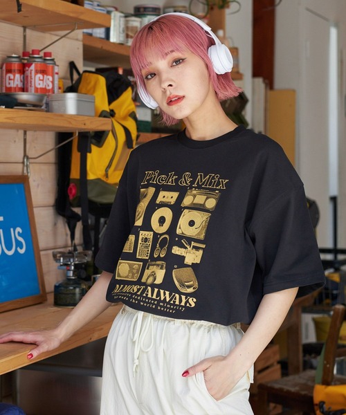 PBLIM（ページボーイリム）の「PBLIM/フィルムフォトT（Tシャツ/カットソー・レディース・ブラック/オフホワイト・MEDIUM/LARGE）」の2枚目の写真