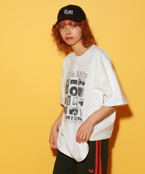 PBLIM（ページボーイリム）の「PBLIM/フィルムフォトT（Tシャツ/カットソー・レディース・ブラック/オフホワイト・MEDIUM/LARGE）」の13枚目の写真